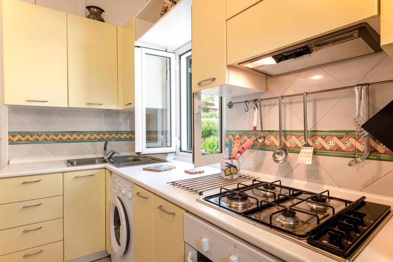 Apartment Centre Flats *